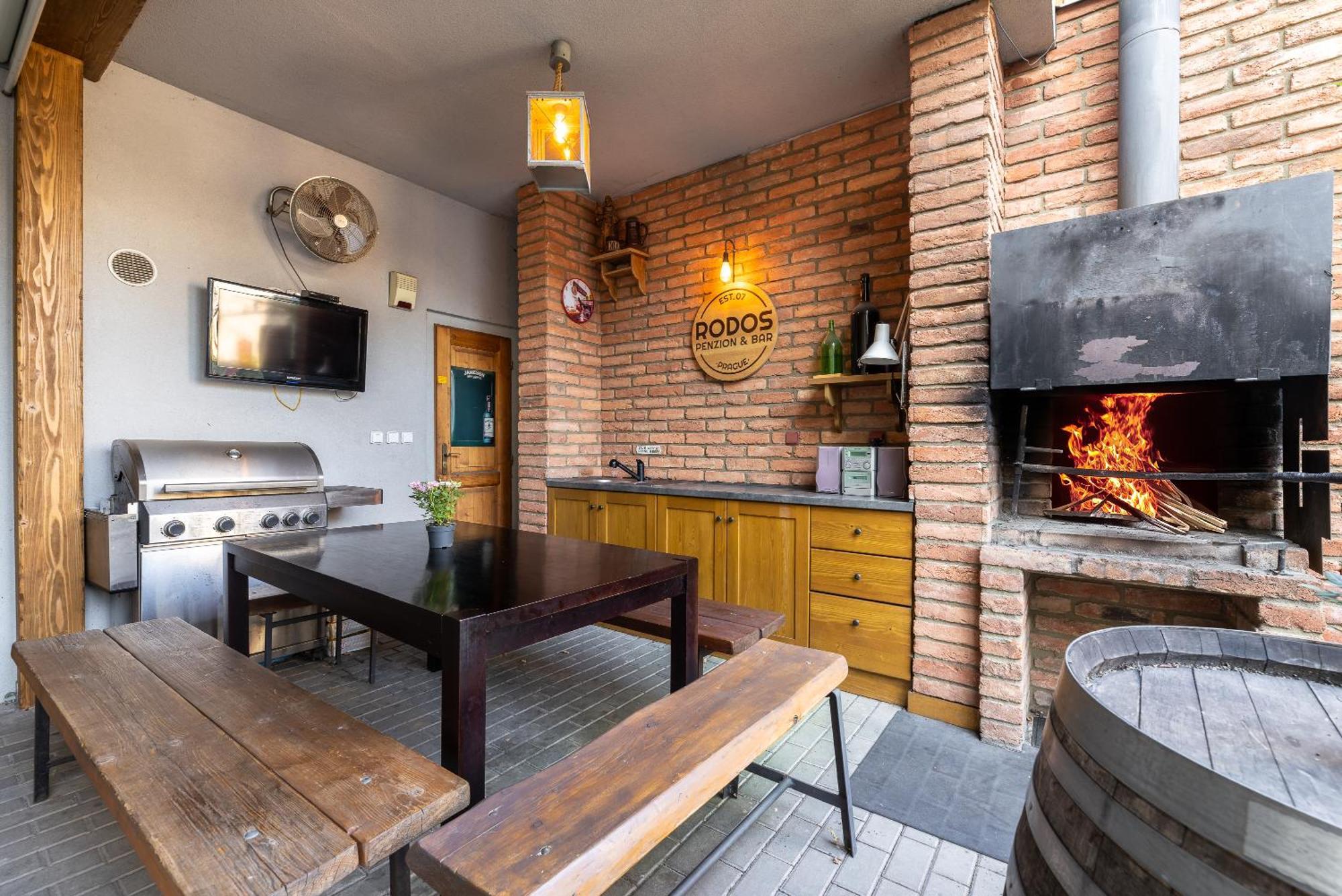 Rodos - Cafe 2* Praga